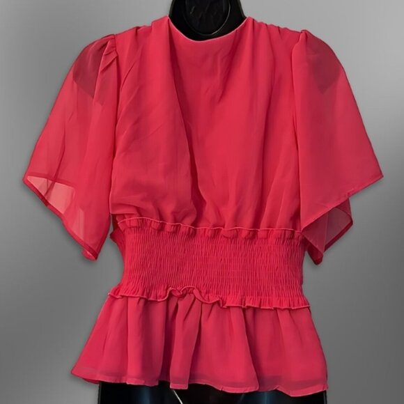 Kaleina Blouse Flowing Flutter Short Sleeves Deep V-Neckline Pink Women's L NWT - Picture 2 of 5